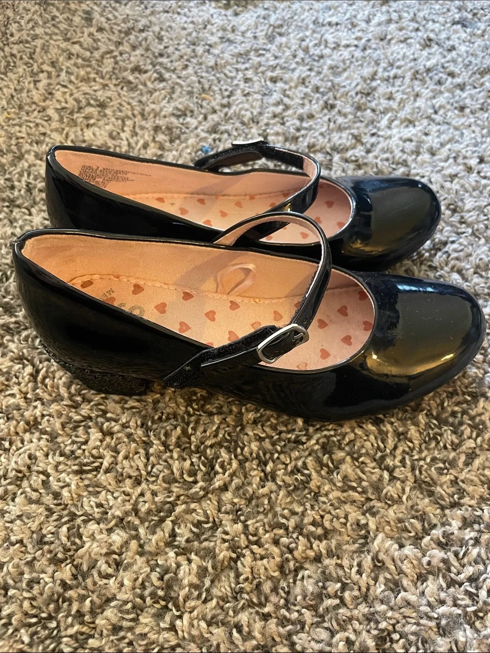 SO Smooth Black Memory Foam Dress Shoes with Glitter Block Heel